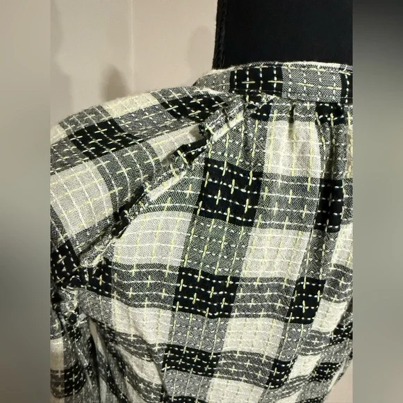 Anthropologie Pilcro Breezy White Black Plaid Button-Down Shirt - Picture 6 of 8